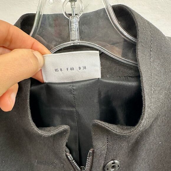 Akris Punto 100% Wool Black Blazer Snap Front Detail High neck Size 8 - Picture 9 of 14